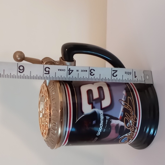 Dale Earnhardt Sr.. Collector Tankard, Stein The intimidator Franklin Mint - Picture 8 of 8